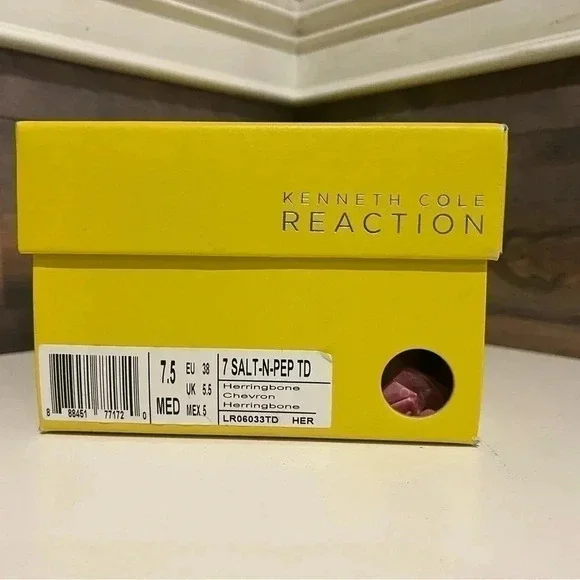 Kenneth Cole Reaction Salt-N-Pepper Grey Chevron Herringbone Slip Ons NWT 7.5 - Picture 6 of 6